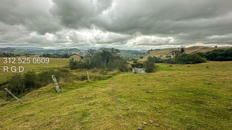 Finca en venta en Aposentos, Sopó · foto 2 de 13