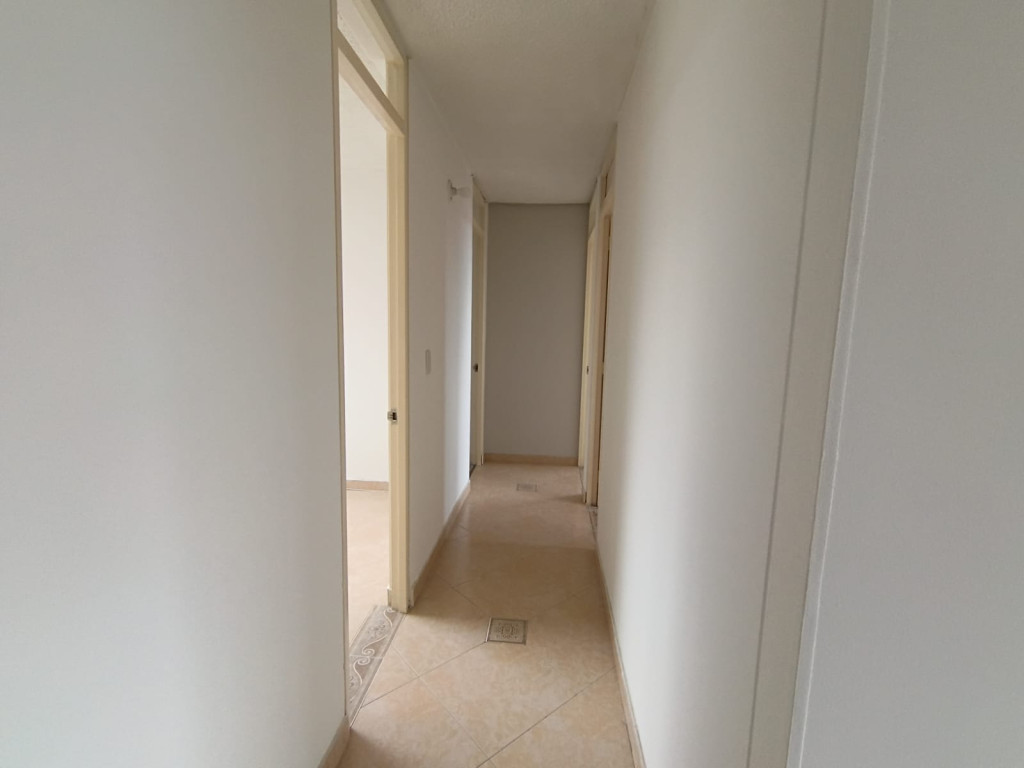 Apartamento en venta en Los Cerezos, Bogotá · foto 11 de 16