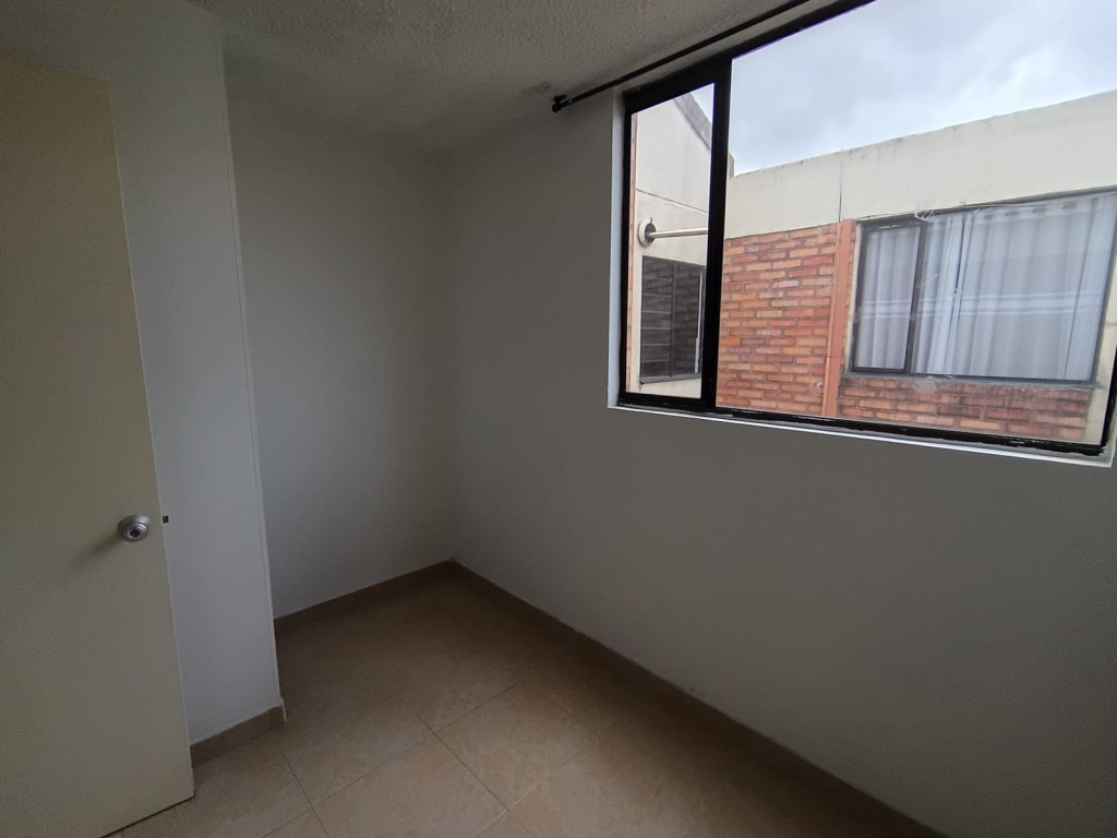 Apartamento en venta en Los Cerezos, Bogotá · foto 12 de 16