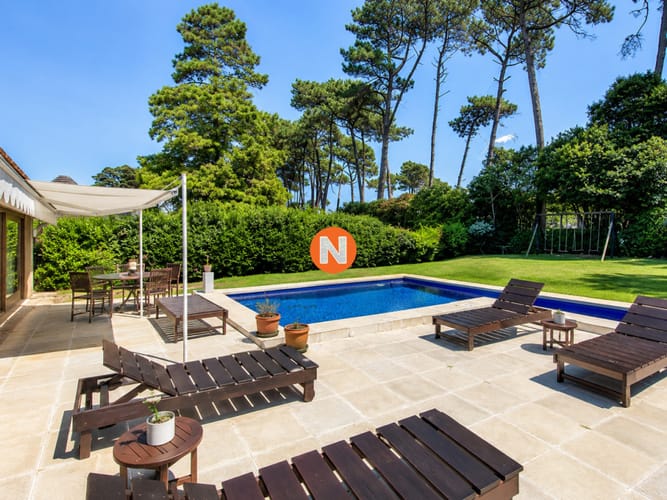 Cómoda Casa de 5 Dormitorios y Piscina Climatizada en Punta del Este · Foto 5