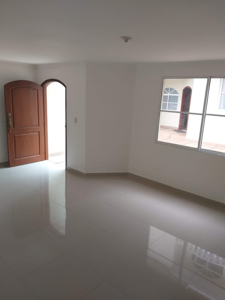 Apartamento en arriendo en La Campiña, Barranquilla · foto 2 de 15