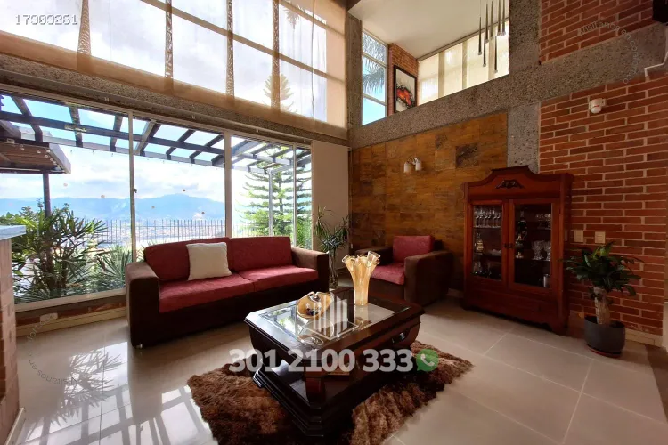 Casa de 5 alcobas en venta en Las Palmas, Medellín, 450 m² · foto 3 de 24