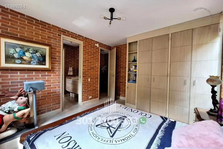 Casa de 5 alcobas en venta en Las Palmas, Medellín, 450 m² · foto 10 de 24