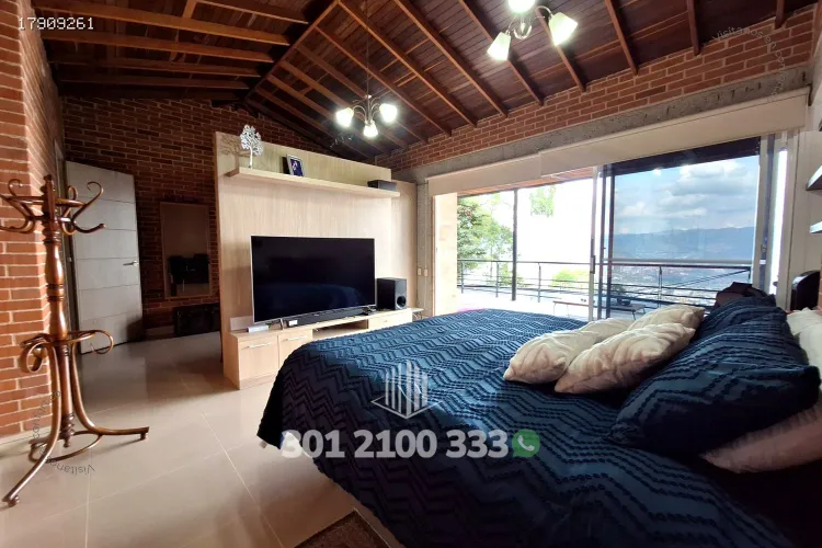 Casa de 5 alcobas en venta en Las Palmas, Medellín, 450 m² · foto 20 de 24
