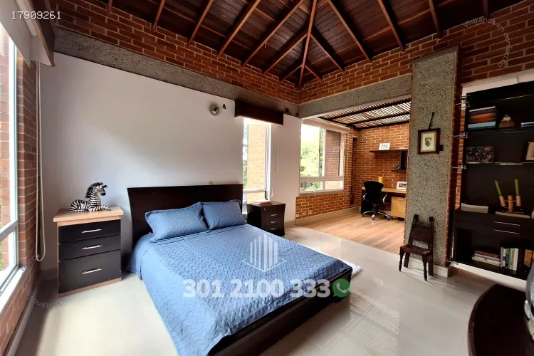 Casa de 5 alcobas en venta en Las Palmas, Medellín, 450 m² · foto 24 de 24