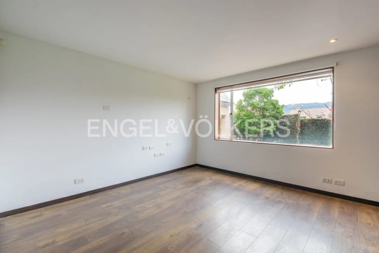 Casa de 4 alcobas en venta en Portales De Chia, Chía, 396 m² · foto 8 de 20
