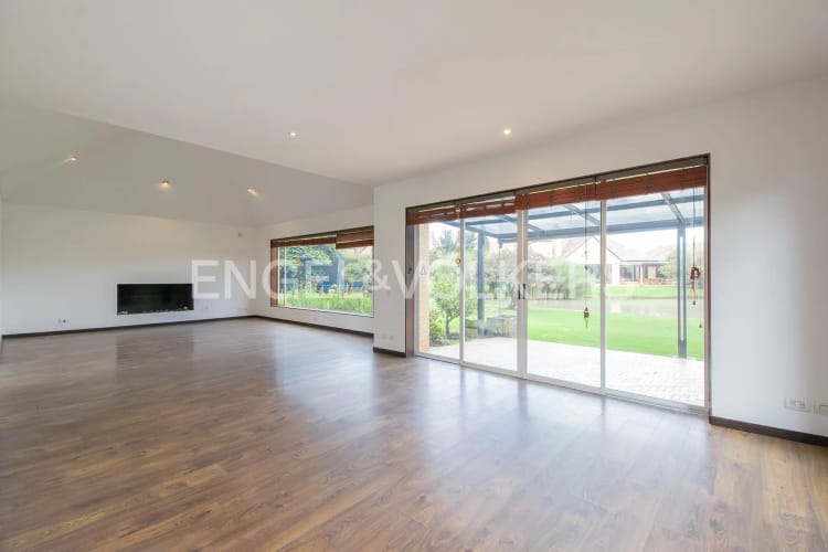 Casa de 4 alcobas en venta en Portales De Chia, Chía, 396 m² · foto 2 de 20