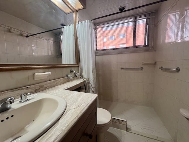 Apartamento de 3 alcobas en venta en Chico Norte, Bogotá, 223 m² · foto 16 de 24
