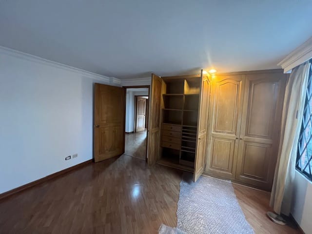 Apartamento de 3 alcobas en venta en Chico Norte, Bogotá, 223 m² · foto 18 de 24