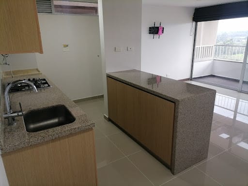 Apartamento de 3 alcobas en arriendo en Rionegro, 80 m² · foto 3 de 23
