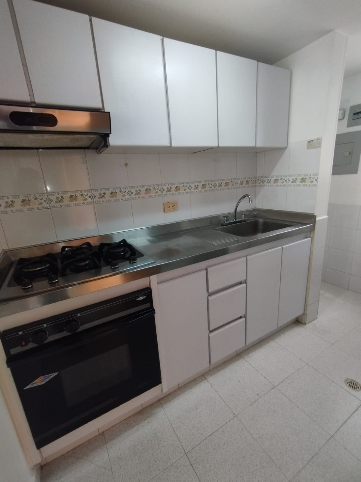 Apartamento en venta en San Cipriano, Bogotá · foto 4 de 14