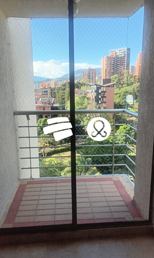 Apartamento de 2 alcobas en venta en Los Balsos, Medellín, 93 m² · foto 18 de 24