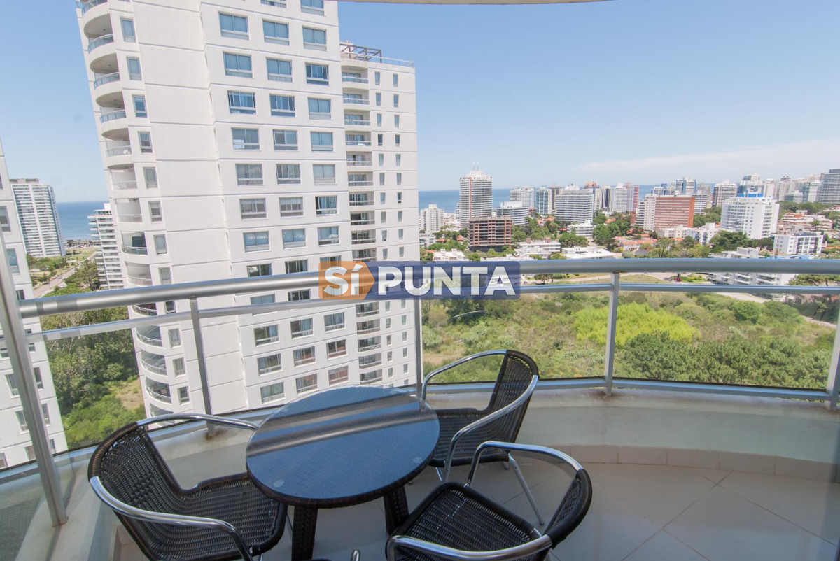 Apartamento en alquiler anual 3 dormitorios en Roosevelt · Foto 9