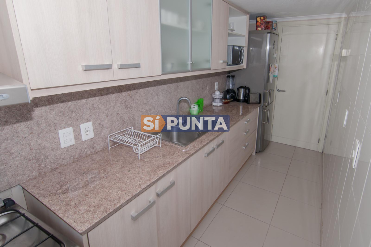 Apartamento en alquiler anual 3 dormitorios en Roosevelt · Foto 11