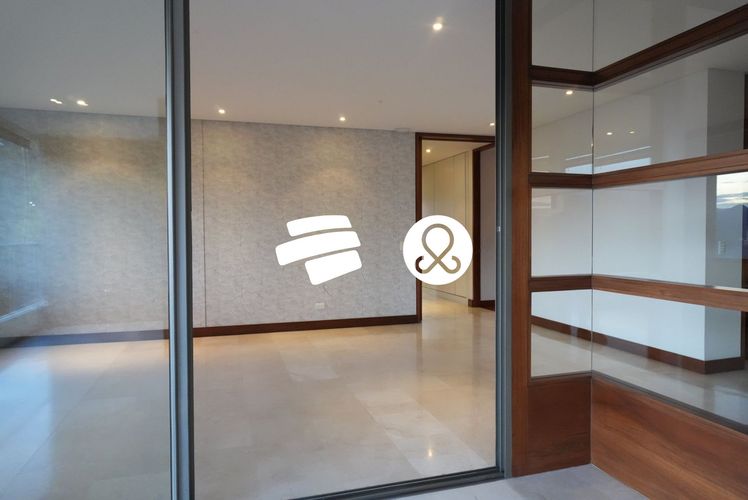 Apartamento de 4 alcobas en venta en Altos Del Poblado, Medellín, 229 m² · foto 12 de 24