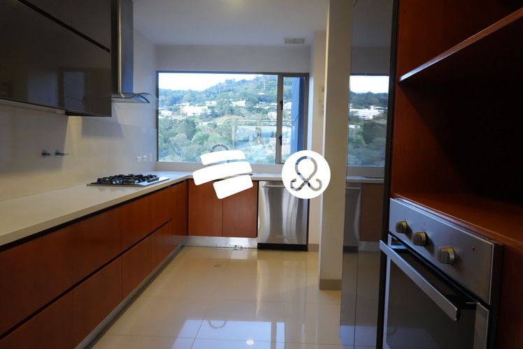 Apartamento de 4 alcobas en venta en Altos Del Poblado, Medellín, 229 m² · foto 22 de 24