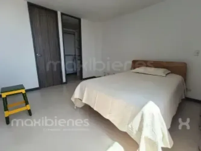 Apartamento de 3 alcobas en venta en Los Colegios, Rionegro, 81 m² · foto 3 de 17