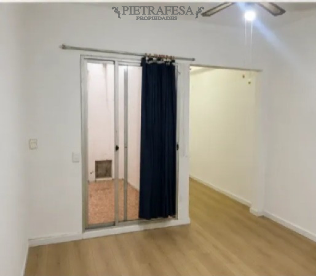 Apartamento en alquiler, 1 dormitorio, 1 baño, patio. Barrio Sur. · Foto 10