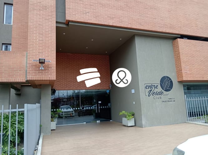 Apartamento en venta en Villa Del Prado, Bogotá · foto 2 de 24