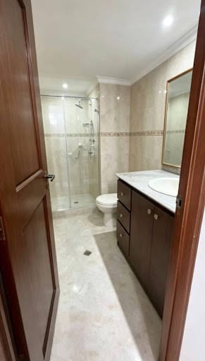 Apartamento de 4 alcobas en arriendo en Laureles, Medellín, 130 m² · foto 13 de 15