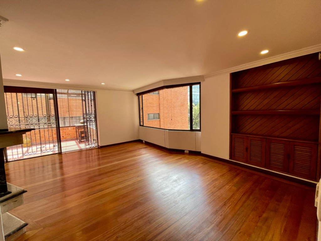 Apartamento en venta en Chicó Alto, Bogotá · foto 4 de 24