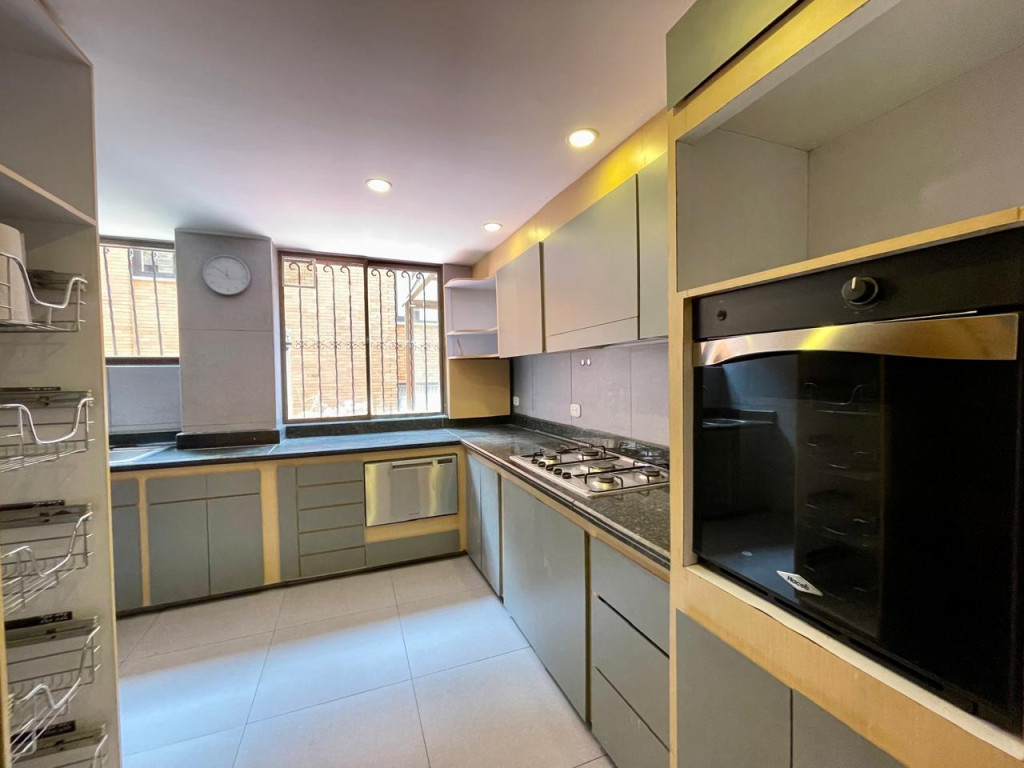 Apartamento en venta en Chicó Alto, Bogotá · foto 6 de 24