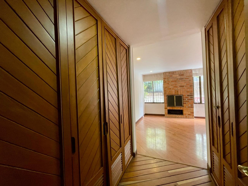Apartamento en venta en Chicó Alto, Bogotá · foto 12 de 24