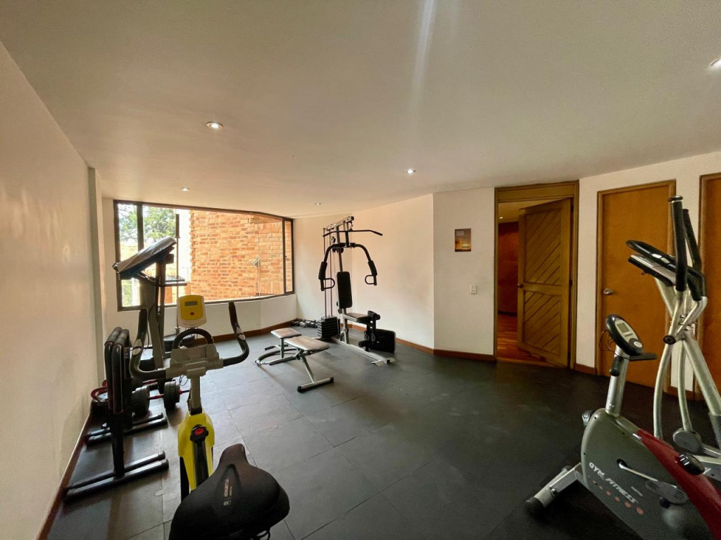 Apartamento en venta en Chicó Alto, Bogotá · foto 24 de 24