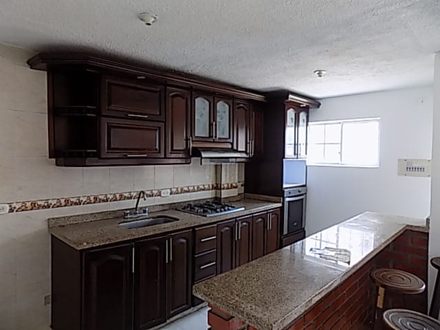 Casa de 3 alcobas en venta en San Francisco, Bucaramanga, 110 m² · foto 2 de 15