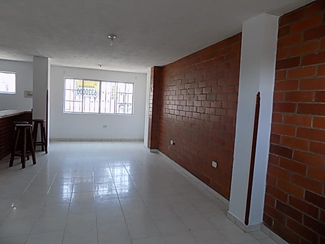 Casa de 3 alcobas en venta en San Francisco, Bucaramanga, 110 m² · foto 3 de 15