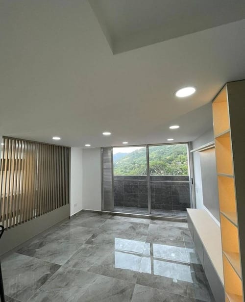 Apartamento de 2 alcobas en venta en Machado, Copacabana, 55 m² · foto 5 de 19