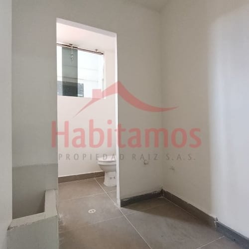 Local en arriendo en Suramericana, Medellín, 25 m² · foto 4 de 5