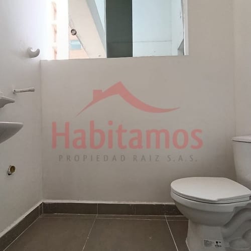 Local en arriendo en Suramericana, Medellín, 25 m² · foto 5 de 5