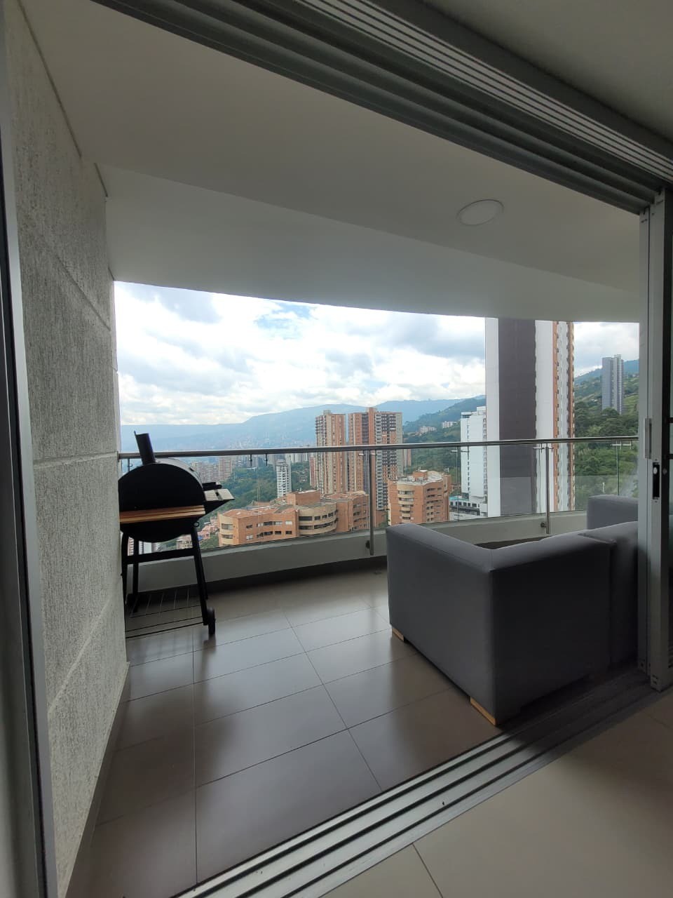 Apartamento en venta en Las Lomitas, Sabaneta · foto 3 de 24