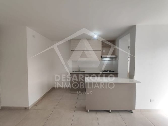 Apartamento de 3 alcobas en arriendo en Loma De La Doctora, Sabaneta, 75 m² · foto 2 de 19
