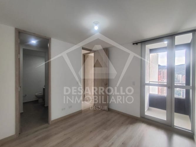 Apartamento de 3 alcobas en arriendo en Loma De La Doctora, Sabaneta, 75 m² · foto 3 de 19