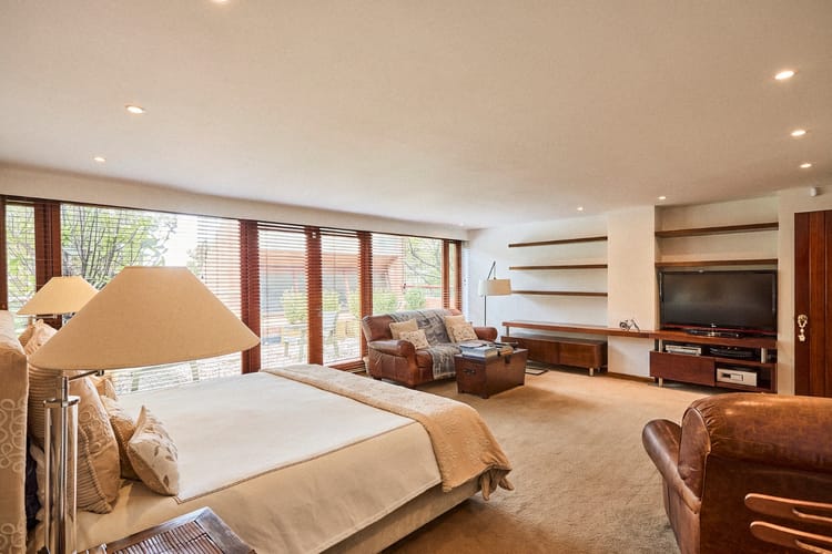 Casa de 4 alcobas en venta en Los Rosales, Bogotá, 591 m² · foto 16 de 20