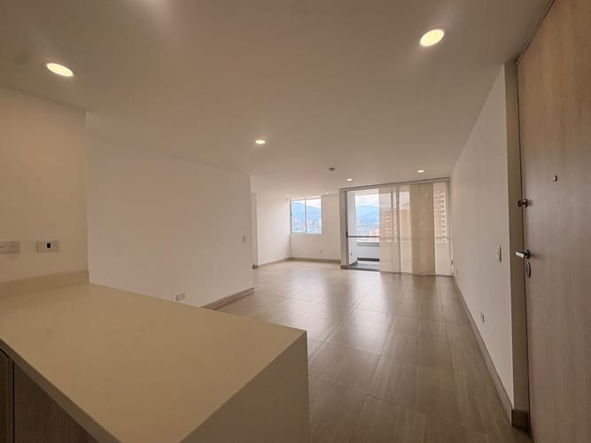 Apartamento de 2 alcobas en venta en Entreamigos, Sabaneta, 85 m² · foto 6 de 13