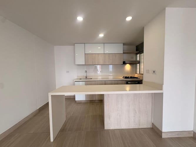 Apartamento de 2 alcobas en venta en Entreamigos, Sabaneta, 85 m² · foto 5 de 13