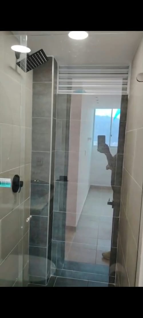 Apartamento de 2 alcobas en venta en San Diego, Ibagué, 53 m² · foto 9 de 14