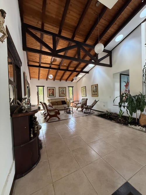 Casa de 4 alcobas en venta en Pance, Cali, 326 m² · foto 3 de 14