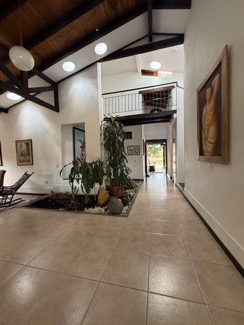 Casa de 4 alcobas en venta en Pance, Cali, 326 m² · foto 1 de 14