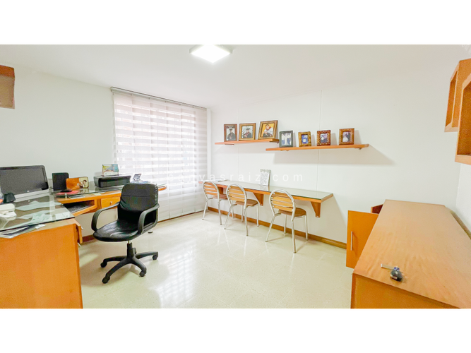Casa de 6 alcobas en venta en Quintas Del Sol De La Mota, Medellín, 195 m² · foto 5 de 12