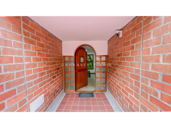 Casa de 6 alcobas en venta en Quintas Del Sol De La Mota, Medellín, 195 m² · foto 6 de 12