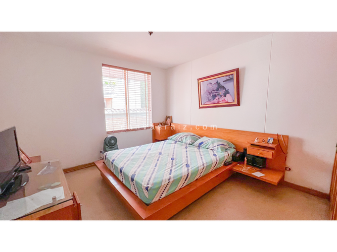 Casa de 6 alcobas en venta en Quintas Del Sol De La Mota, Medellín, 195 m² · foto 10 de 12