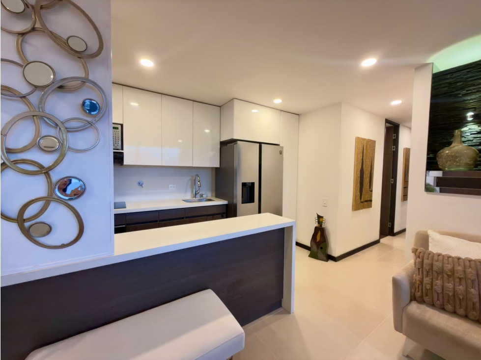 Apartamento en arriendo en Las Palmas, Medellín · foto 3 de 14