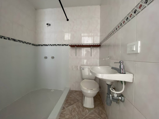 Apartamento en arriendo en Obrero, Envigado · foto 9 de 13