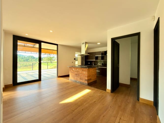 Casa en venta en Las Palmas, Medellín, 400 m² · foto 19 de 24