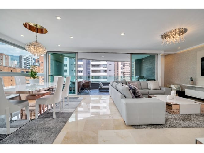 Apartamento en venta en El Poblado, Medellín · foto 13 de 19