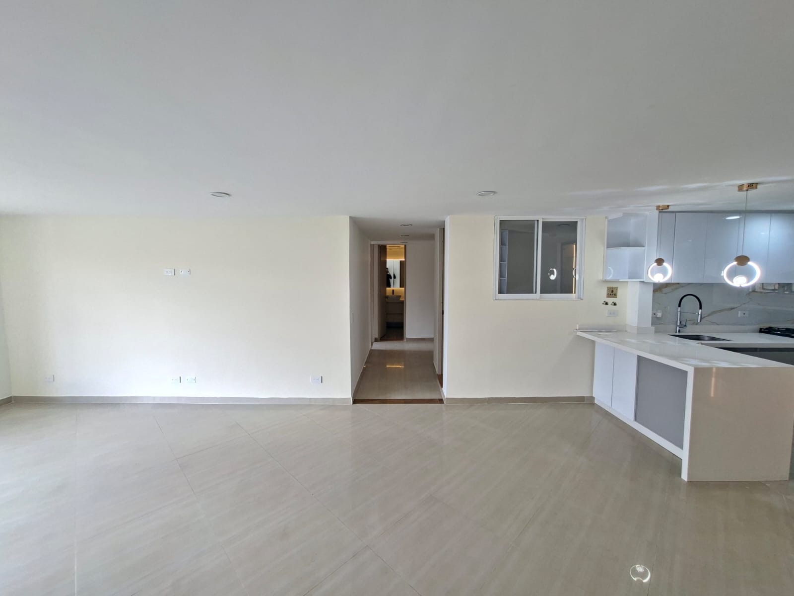 Apartamento en venta en Alhambra, Bogotá · foto 5 de 17